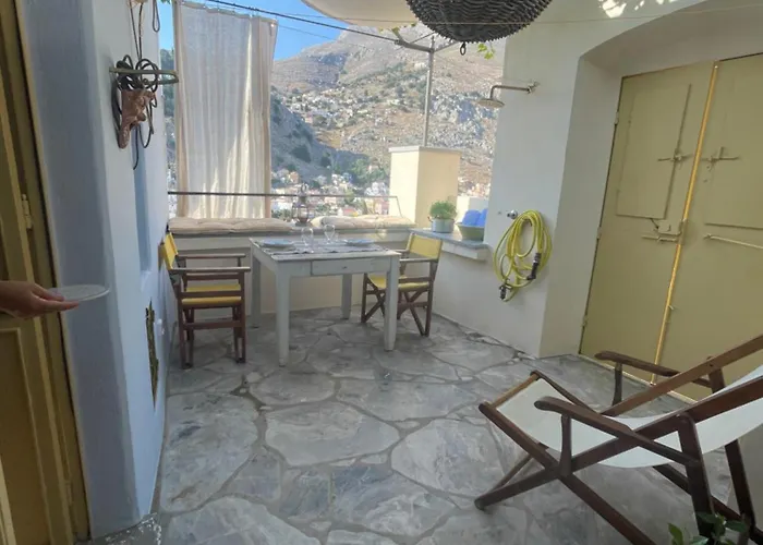 בית נופש Kalosymi House,symi