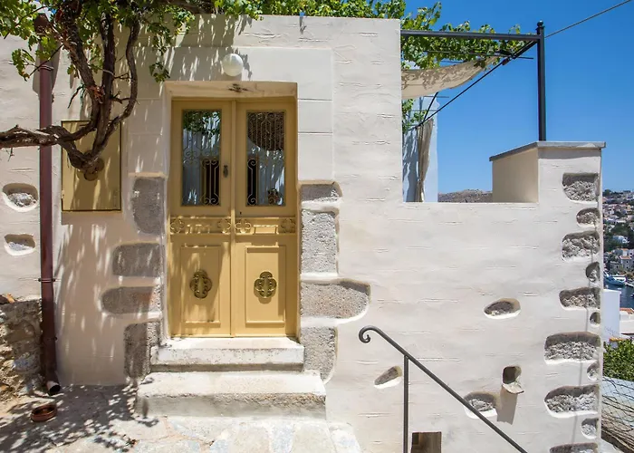 בית נופש Kalosymi House,symi