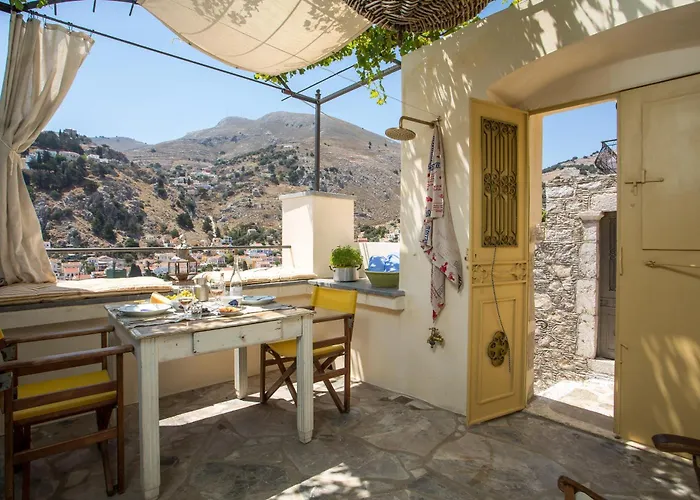 בית נופש Kalosymi House,symi סימי