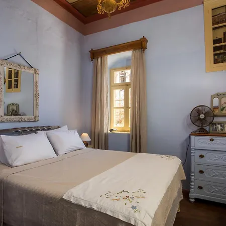 بيت للعطل Kalosymi House, Traditionelles Haus Mit Hafenblick سيمي