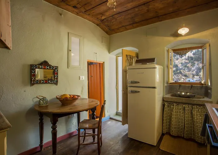 Kalosymi House,symi * 시미