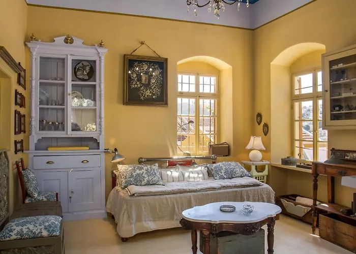 Kalosymi House,symi *